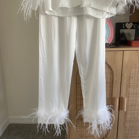 Bon Viviann x Daydreamer Cloud Feather Trim Satin Pajama Set – NWT, Medium - Picture 6 of 11